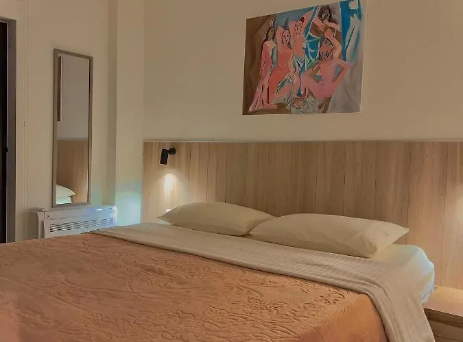 Daire Charming And Bright Center