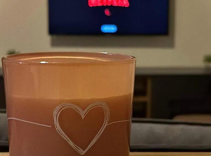 شقة Charming And Bright Center تيرانا